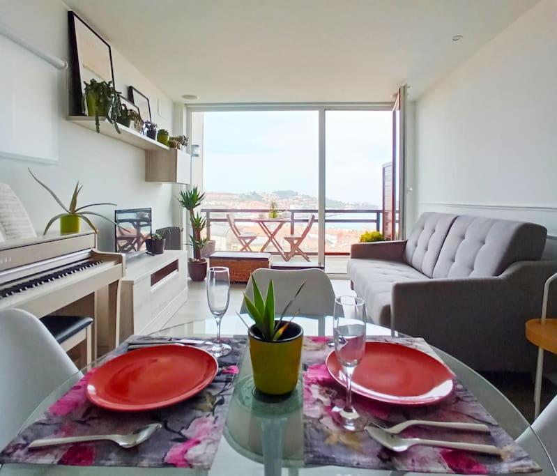 Terraza Y Piscina Con Vistas Espectaculares Al Mar Parking Cubierto Apartment San Vicente De La Barquera Luaran gambar
